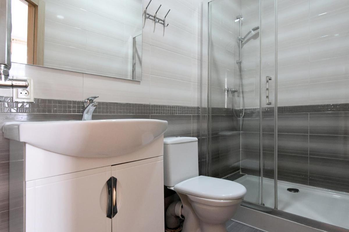 Apartment Buk On Doroshenka 25 Lviv
